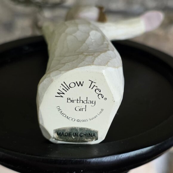 Vintage Willow Tree "Birthday Girl" Collectible Figure - Picture 2 of 2